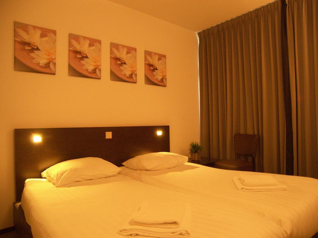 Hotel De Markt فالْكينسْفارد الغرفة الصورة